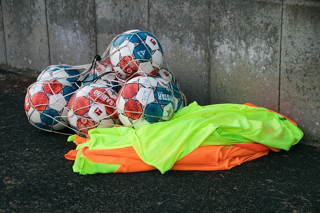 科莫前锋莫拉塔左大腿重伤或手术，预计缺席数月