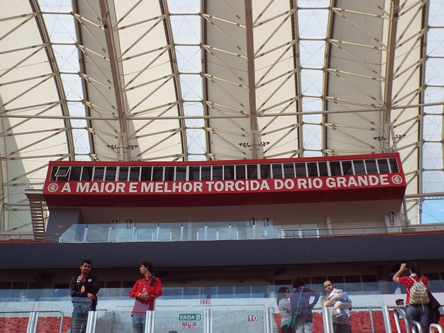 上拼尽全力 上拼尽全力