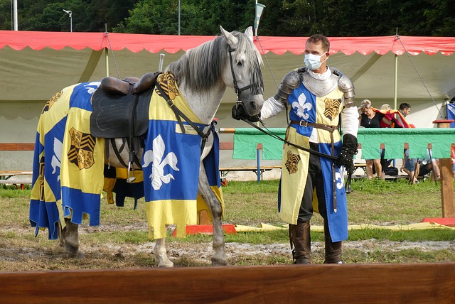 育的激烈廝 育的激烈廝